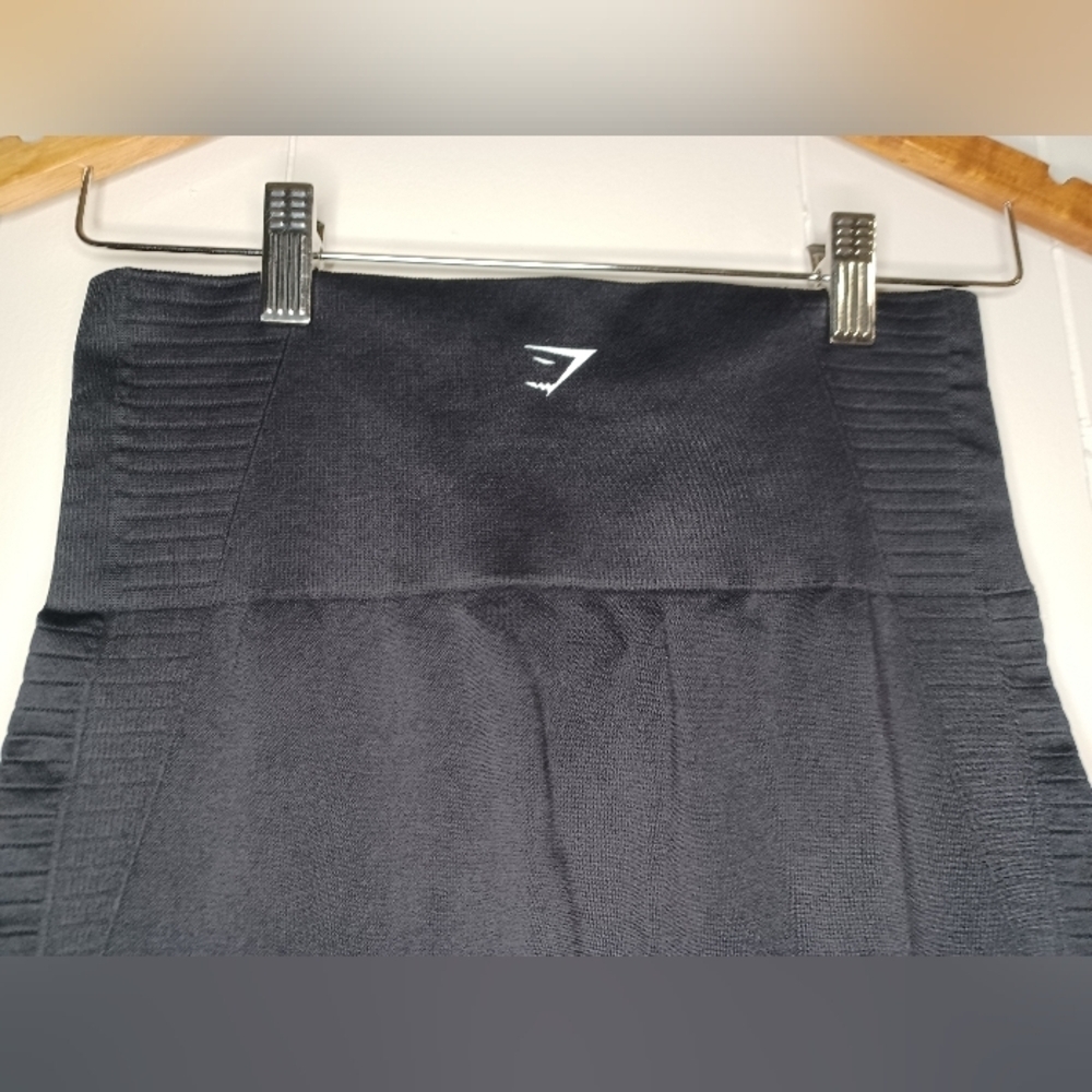 Gymshark Women's Charcoal Leggings - Picture 4 of 8